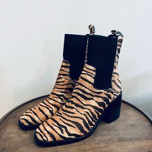 Silent D - Poshmark
